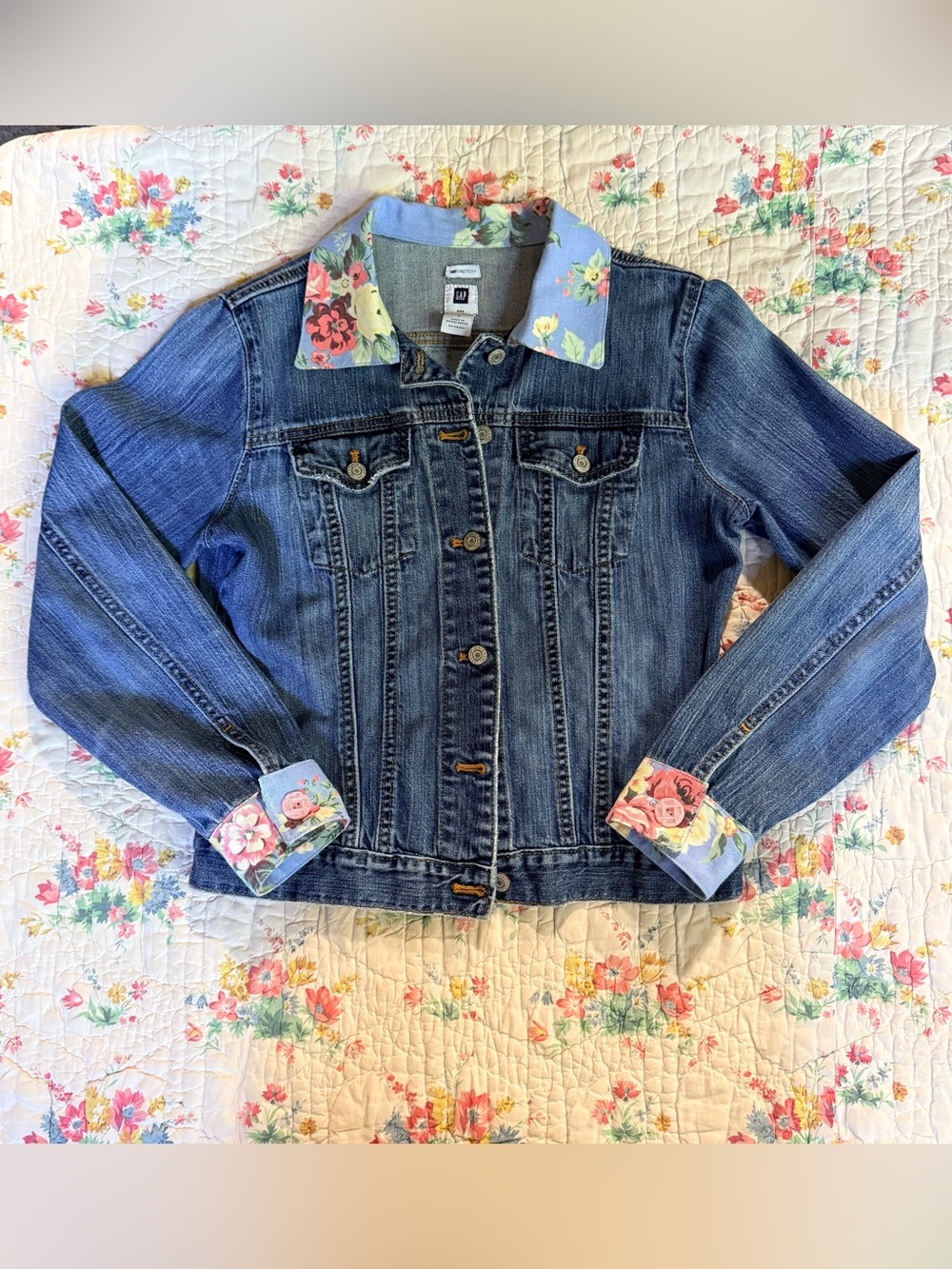 Gap Upcycled Floral-Trim Denim Jacket - Size M